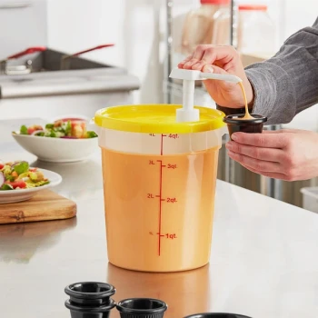 Choice Condiment Pump Kit with 1 oz. Pump and 4 Qt. Round Translucent Container with Yellow Lid