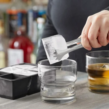 Choice Black Silicone 6 Compartment 2" Cube Ice Mold