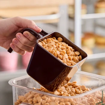 Carlisle 16 oz. Brown Polycarbonate Portion Scoop 49116-101 - 6/Case