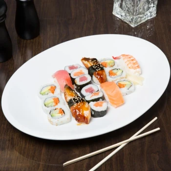 Libbey 840-540R-15 Porcelana Rolled Edge Coupe Platter 15 1/4" x 11 1/4" Bright White Oval Porcelain - 6/Case