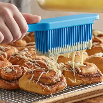 Ateco 1695 5" x 1 3/4"W Silicone Bristle Pastry / Basting Brush