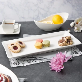 10 Strawberry Street WTR-7-15REC Whittier 15" x 7" White Rectangular Porcelain Platter - 12/Case