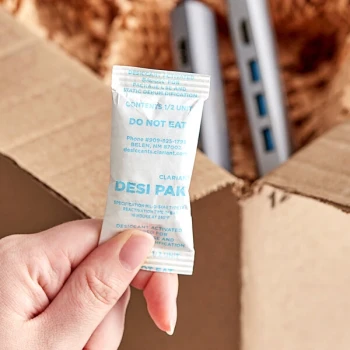 Clariant Desi Pak 1/2 Unit (16 Gram) Desiccant Bentonite Clay Packet - 550/Case