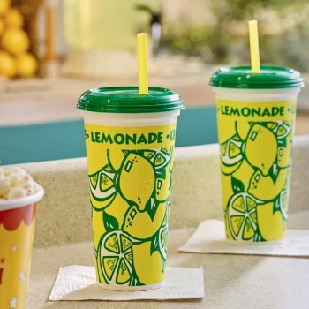 32 oz. Tall Plastic Lemonade Souvenir Cup with Straw and Lid - 200/Case
