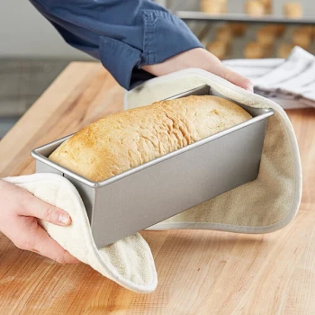 Chicago Metallic 44615 1 1/2 lb. Glazed Aluminized Steel Pullman Bread Loaf Pan - 13 9/16 inch x 4 9/16 inch x 4 inch
