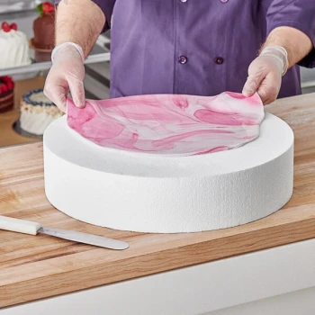 Baker's Lane 18" x 4" Foam Round Cake Dummy