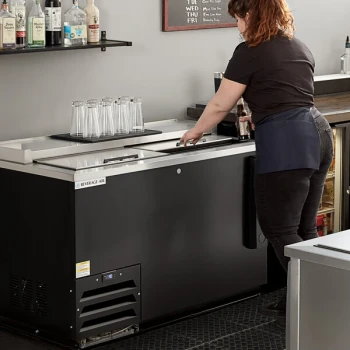 Beverage-Air DW49HC-B 50" Black Deep Well Bottle Cooler