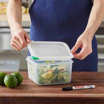 Araven 2.1 Qt. Translucent Square Polypropylene Food Storage Container with Airtight Lid