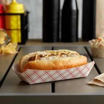 7" x 3 1/4" x 1 1/2" Red Plaid Paper Hot Dog Tray - 250/Pack