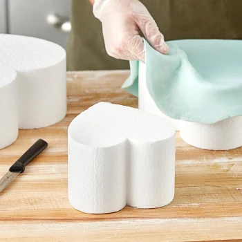 Baker's Lane 6" x 4" Foam Heart Cake Dummy