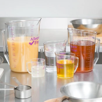 Cambro Camwear® 5-Piece Purple Polycarbonate Allergen-Free Measuring Cup Set