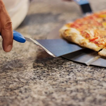 GI Metal 13 3/16" Triangular Pizza Server with Blue Handle AC-STP11