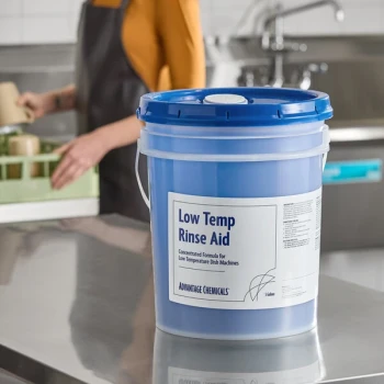 Advantage Chemicals 5 gallon / 640 oz. Low Temperature Concentrated Dish Washing Machine Rinse Aid