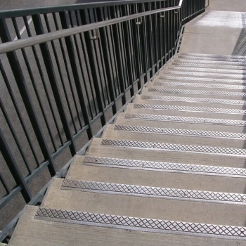 Wooster Alumogrit Type 101 3" x 48" Cast Aluminum Stair Tread Nosing AG101.3.4