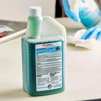 SC Johnson Professional® 680066 32 fl. oz. Quaternary Disinfectant Cleaner - 6/Case