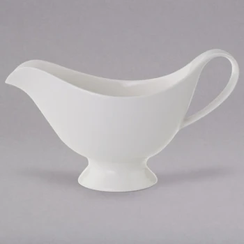 Villeroy & Boch 16-2040-3450 Universal 13.5 oz. White Premium Porcelain Sauce Boat - 6/Case