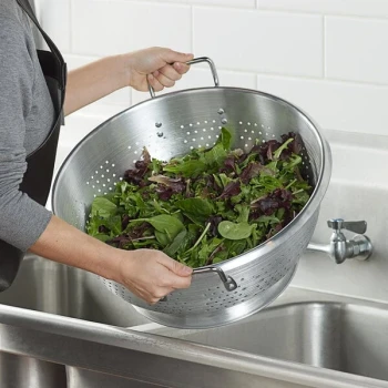 Carlisle 60277 Signature Select Dura-Ware 16 Qt. Heavy-Duty Aluminum Colander with Base and Handles