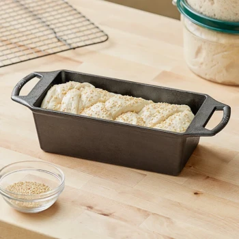 Lodge 8 1/2 inch x 4 1/2 inch Pre-Seasoned Cast Iron Loaf Pan BW8LP