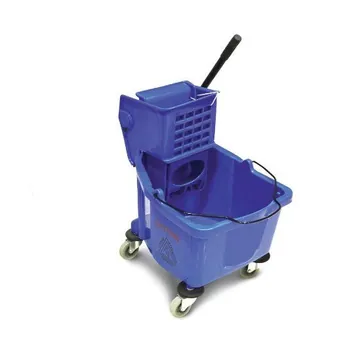 Mop bucket with squeezer