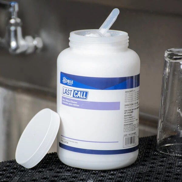 Noble Chemical 4 lb. / 64 oz. Last Call Concentrated Powdered Bar Glass Cleaner - 2/Case