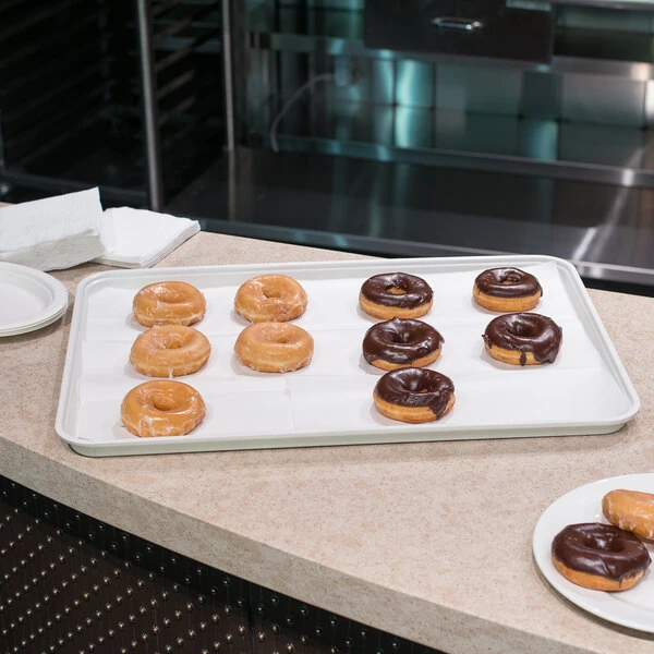 Carlisle 2618FGQ001 White 18" x 26" Glasteel Display / Bakery Fiberglass Tray - 6/Case