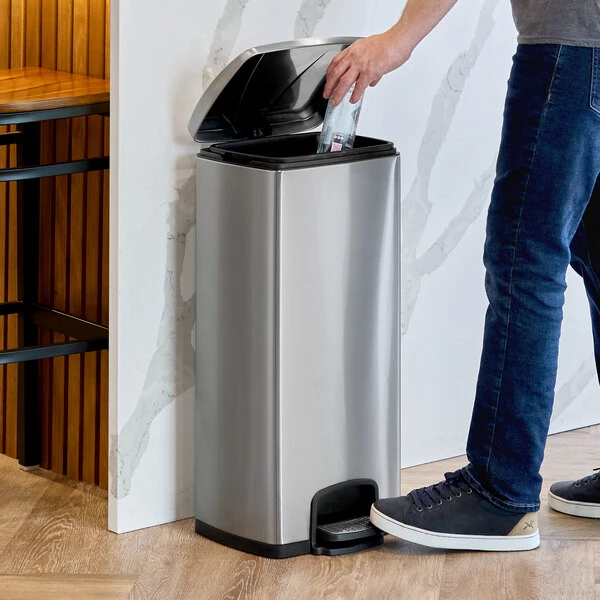 Lancaster Table & Seating 8 Gallon Stainless Steel Rectangular Decorative Step-On Trash Can