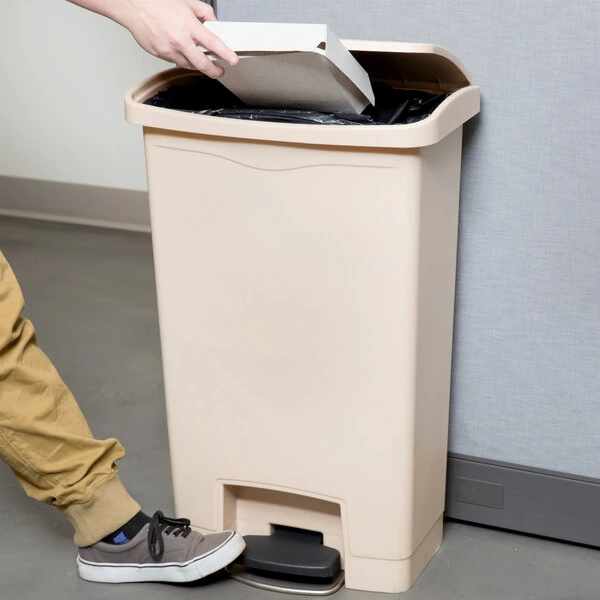 Rubbermaid® 1883458 Slim Jim Resin Beige Front Step-On Rectangular Trash Can - 52 Qt. / 13 Gallon