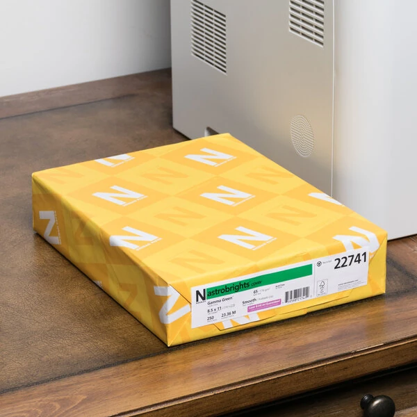 Astrobrights 22741 8 1/2" x 11" Gamma Green Pack of 65 lb. Smooth Color Paper Cardstock - 250 Sheets