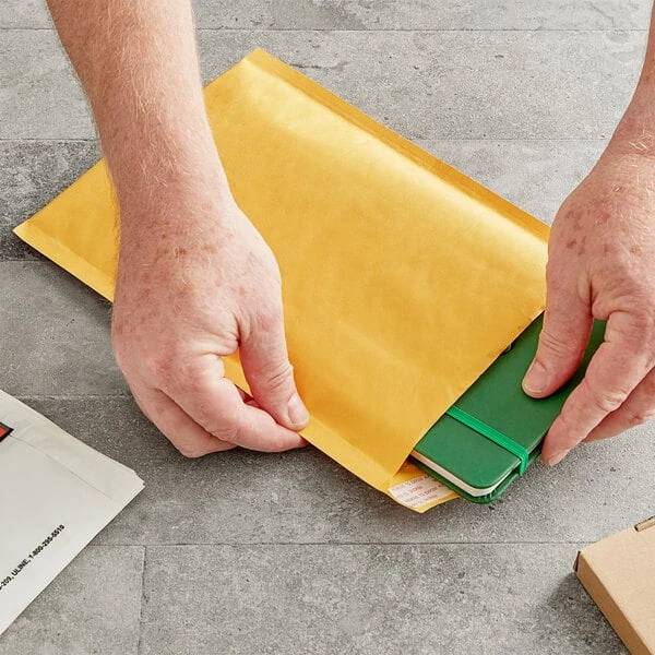 Lavex Self-Sealing Kraft Bubble Mailer #0 - 6" x 10" - 250/Case