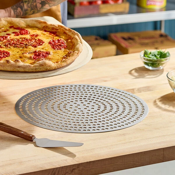 American Metalcraft 18916SP 16" Super Perforated Aluminum Pizza Disk
