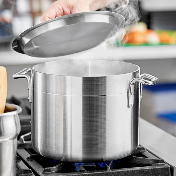 Choice 10 Qt. Standard Weight Aluminum Stock Pot with Cover