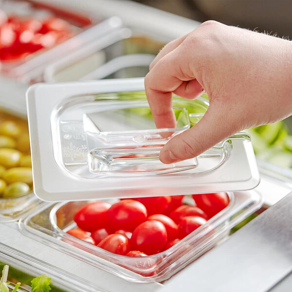 Cambro 80CWCHN135 Camwear® 1/8 Size Clear Polycarbonate Handled Lid with Spoon Notch