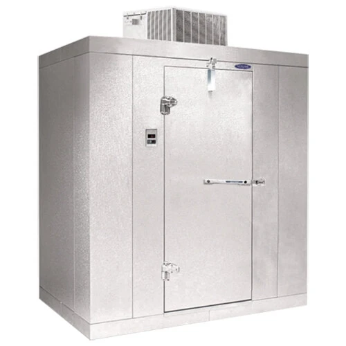Norlake Fast Trak 6' x 8' x 8' 7" Outdoor Walk-In Cooler