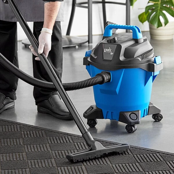 Lavex 5 Gallon Poly Commercial Wet / Dry Vacuum with Toolkit - 100-120V, 1200W