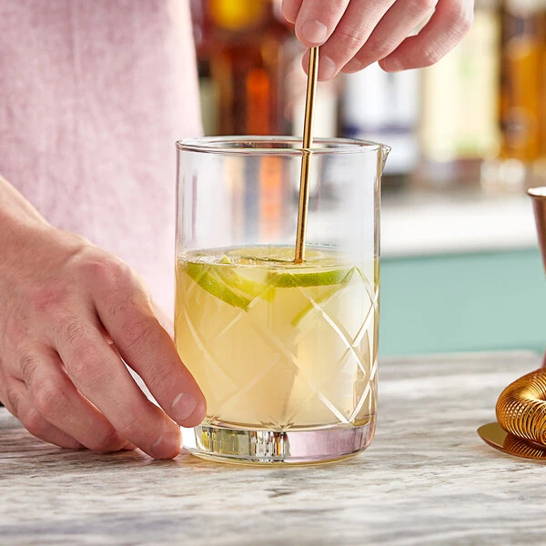 Acopa 20 oz. Diamond Cut Cocktail Stirring / Mixing Glass
