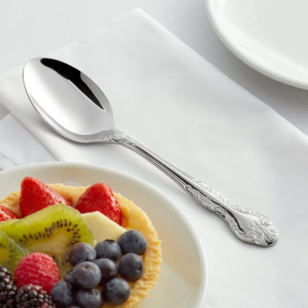 Acopa Capulet 7 1/8" 18/0 Stainless Steel Heavy Weight Dinner / Dessert Spoon - 12/Case