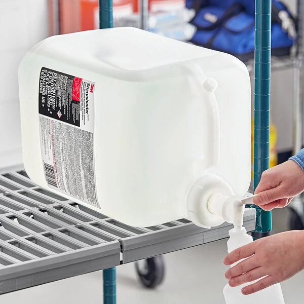 3M 13702 Sharpshooter 5 gallon / 640 oz. Extra Strength No-Rinse Mark Remover