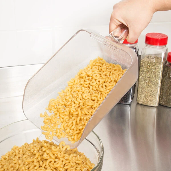 Rubbermaid® FG9F7600CLR Bouncer Scoop 64 oz.