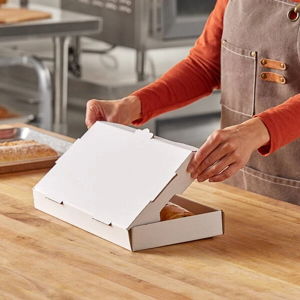 Choice 14" x 7" x 1 1/2" White Corrugated Plain Flatbread Box - 50/Bundle