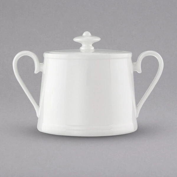 Villeroy & Boch 16-3272-0930 Stella Hotel 5.25 oz. White Bone Porcelain Sugar Bowl with Cover - 6/Case