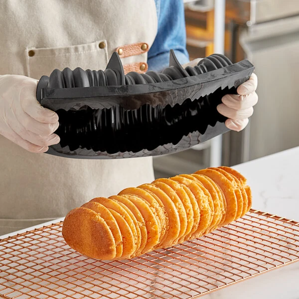 Pavoni Pavocake Sequoia Silicone Baking Mold KE066S - 9 13/16 inch x 3 5/8 inch x 2 15/16 inch Compartment