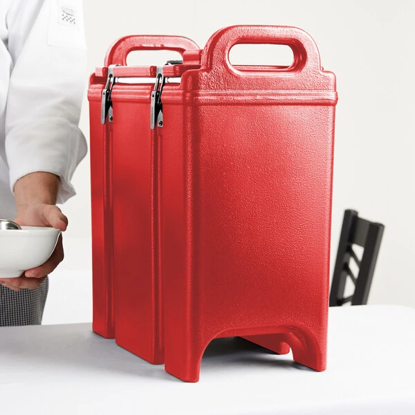 Cambro 350LCD158 Camtainer® 3.375 Gallon Hot Red Insulated Soup Carrier