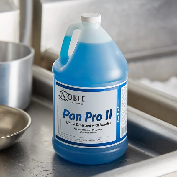 Noble Pan Pro II 1 gallon / 128 oz. Concentrated Pot & Pan Detergent with Lanolin - 4/Case