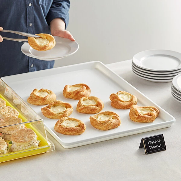 Choice 18" x 26" White Bakery Display / Market Tray - 6/Case