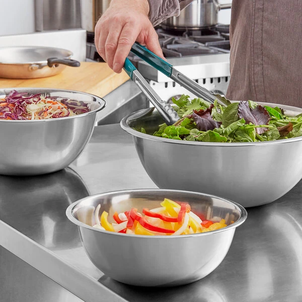Choice Standard Stainless Steel Mixing Bowl Set - 3/Set