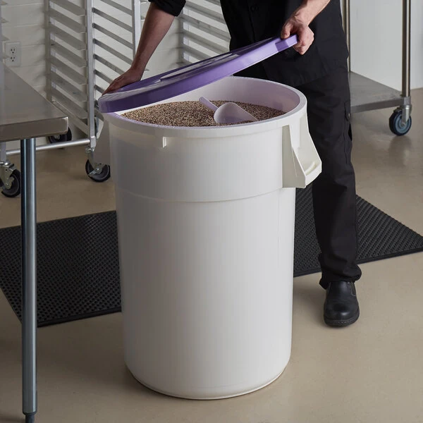 Baker's Mark Allergen-Free 44 Gallon / 700 Cup White Round Ingredient Storage Bin with Purple Snap-On Lid