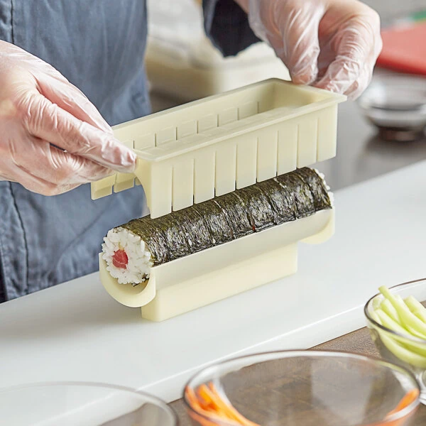 Emperor's Select 3-Piece Round Sushi Mold