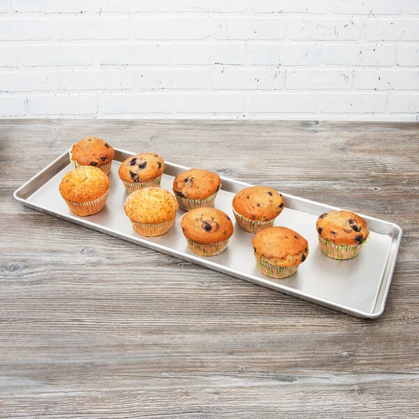 Chicago Metallic 40922 Non-Textured 1/2 Size Long Bakery Display Tray