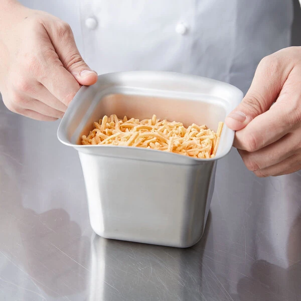 Vollrath 40003 Miramar® 1 Qt. Contemporary Stainless Steel 1/6 Size Food Pan