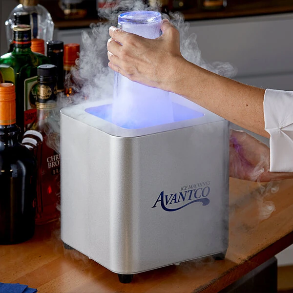 Avantco Ice Countertop Mount Square Glass Froster / Chiller